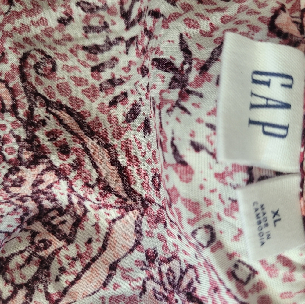 Animal Print Kaftan Dress and GAP Paisley Dress (TWO DRESS BUNDLE) - Picture 7 of 8